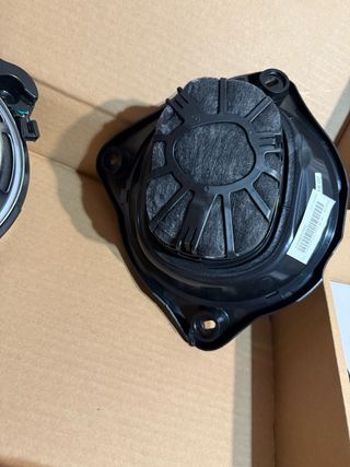 Subwoofer Mercedes W205 W213 W222