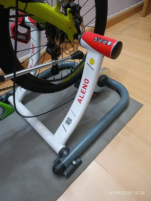 Rodillo para bicicleta ALENO