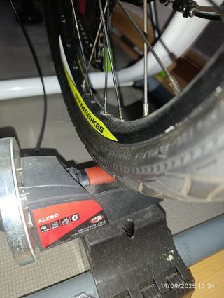 Rodillo para bicicleta ALENO