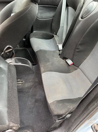 Peugeot  206 cc. 2001. Posibilidad de Clasico. 