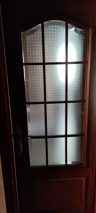 8 Puertas abatibles de madera