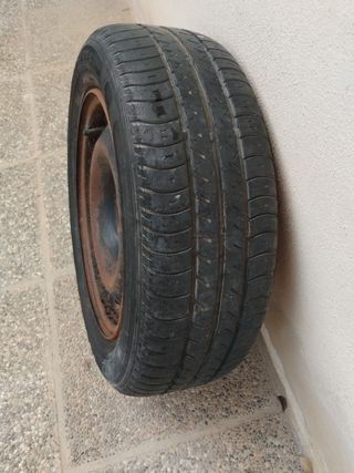 Rueda de coche