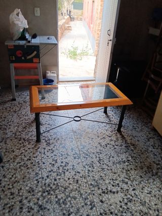 Mesa de centro sofá madera y cristal0
