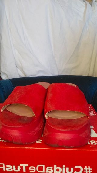 Sandalias de plataforma rojas