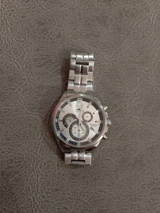 Reloj Lotus Plata y Blanco