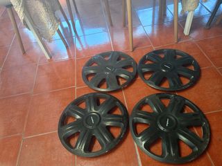 Tapacubos Goodyear (4 unidades)