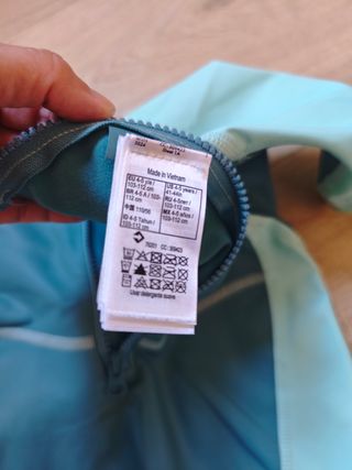 Neopreno, Toalla y Chanclas 4-5 años