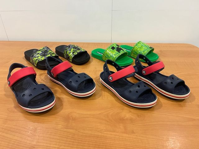 Crocs niño chanclas y sandalias Talla 28/29