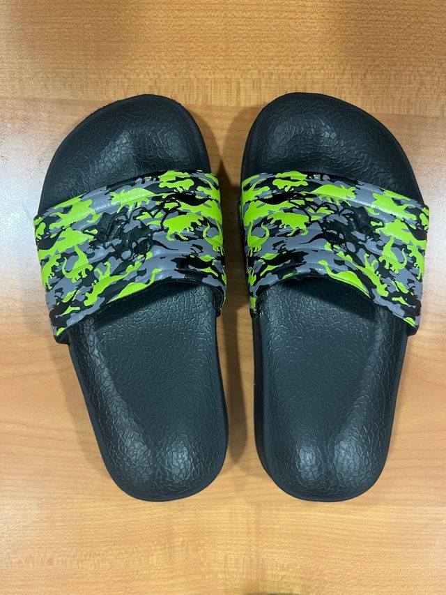 Crocs niño chanclas y sandalias Talla 28/29