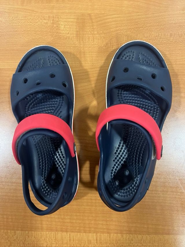 Crocs niño chanclas y sandalias Talla 28/29