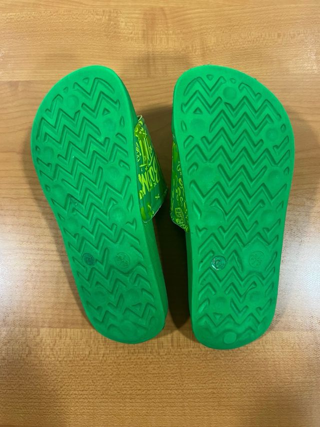 Crocs niño chanclas y sandalias Talla 28/29