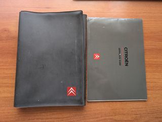 Libro Mantenimiento y Carpeta Citroën Saxo VTS