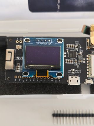 Lilygo T-Beam V1.2 ESP32 868Mhz