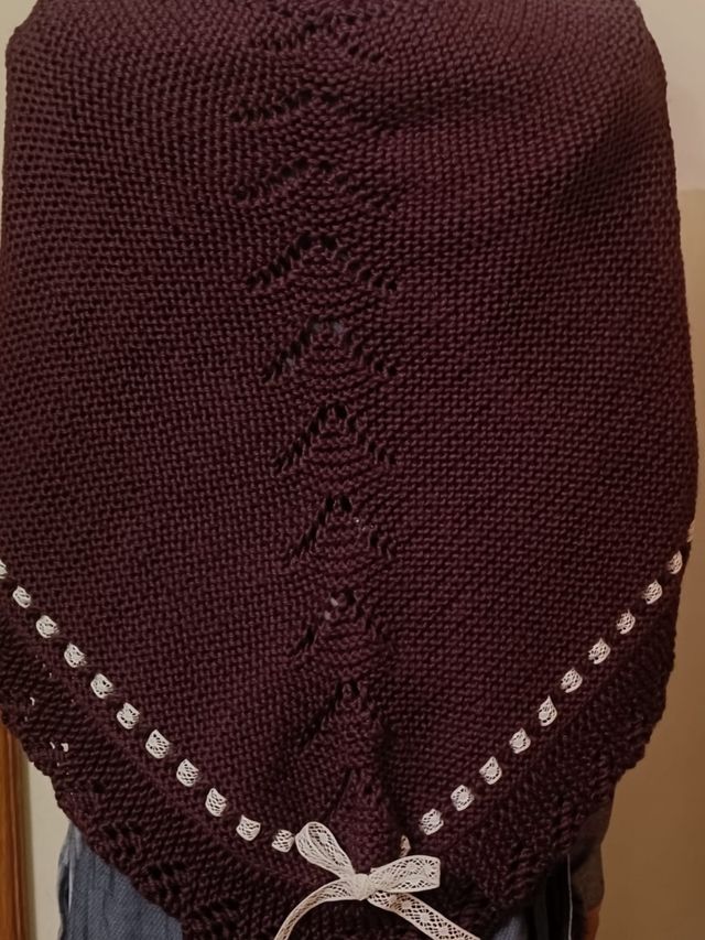 Eskuz egindako tokilla/ Toquilla hecha a mano