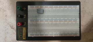 Protoboard y componentes