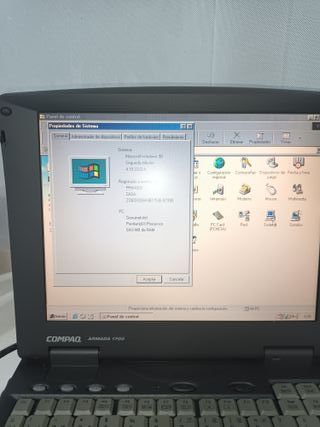 Portátil Compaq Armada 1700 PII W98 SE