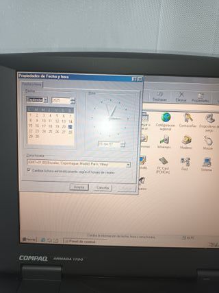 Portátil Compaq Armada 1700 PII W98 SE