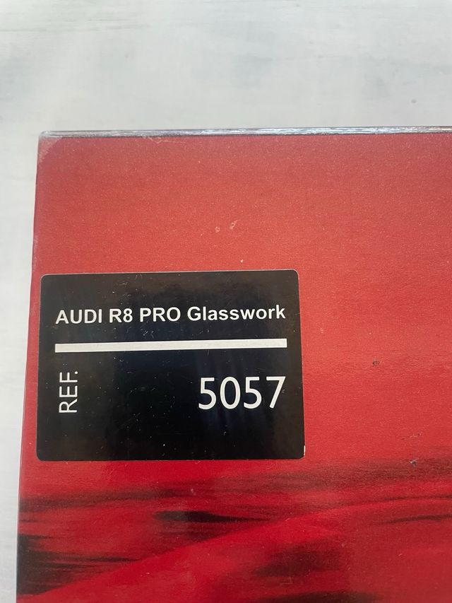 Scalextric Audi R8 PRO Glasswork 5057