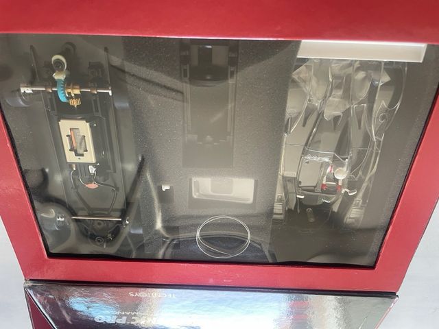 Scalextric Audi R8 PRO Glasswork 5057