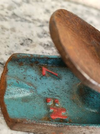 Cepillo de carpintero antiguo