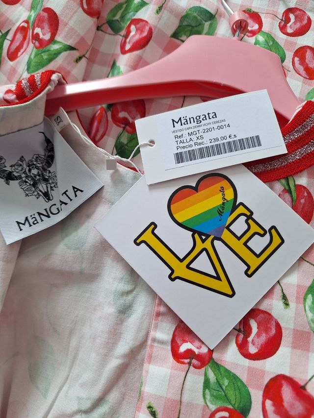 Vestido de verano Mingala con estampado de cerezas