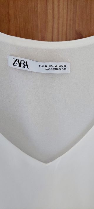 Camisa Zara volantes blanca Talla M