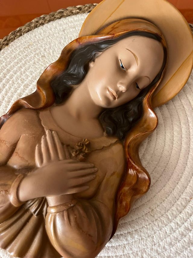 Figura Virgen María estilo vintage año 1990