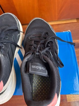 Adidas negras