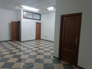 Local Comercial 190m² en Alquiler Centro