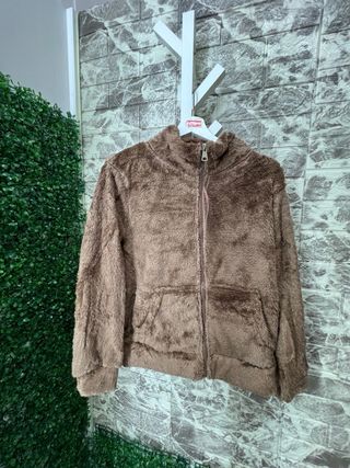 Sudadera pelo negra con cremallera !!!