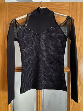 Blusa de fiesta con transparencias,talla 38. Nueva