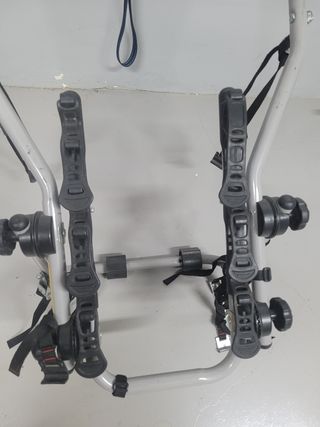 Portabicicletas  de 3 bicicletas   para coche