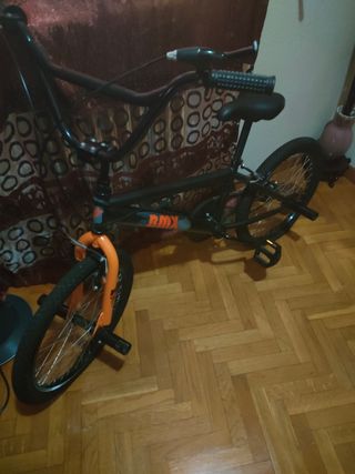 URGE VENTA X MUDANZA,Bicicleta BMX Negra y Naranja