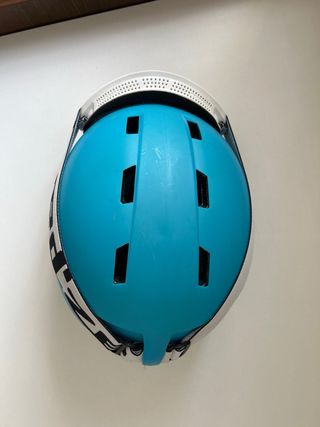 Casco y gafas de esquí para niños