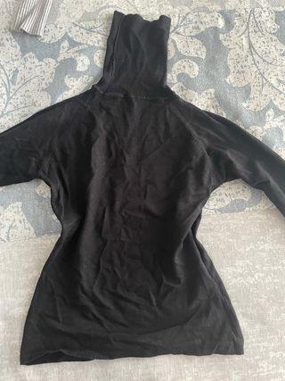 Jersey cuello alto negro