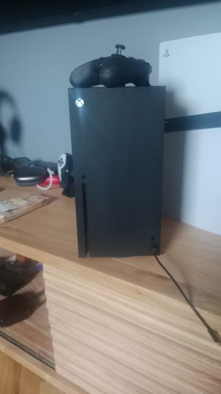 Xbox Series X con Mando Pro Elite