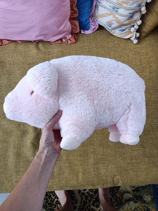 Cojín infantil de peluche rosa