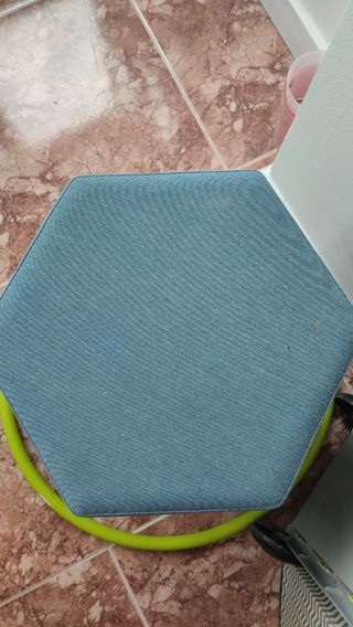 Puff Hexagonal Ikea con Almacenaje