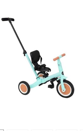 Triciclo infantil con manillar
