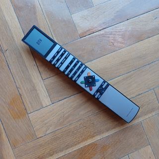 Mando Bang & Olufsen Beo4