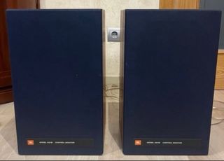 Altavoces (dos) JBL 4301B