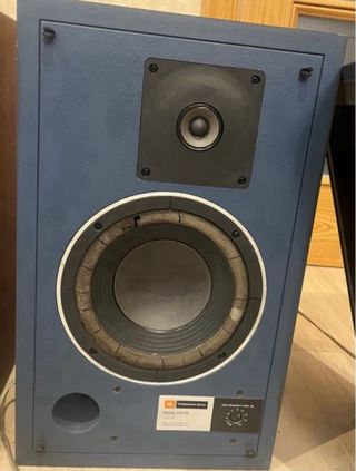 Altavoces (dos) JBL 4301B