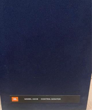 Altavoces (dos) JBL 4301B