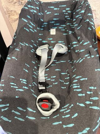 Maxi-Cosi Pebble + 2 fundas