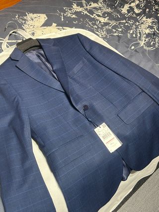 Traje azul de boda sin estrenar