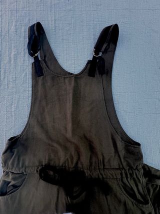 Mono largo caqui con cordón