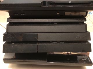 Lotto PS3 e PS4 (non funzionanti)