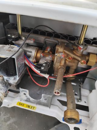 Calentador Cointra Blanco