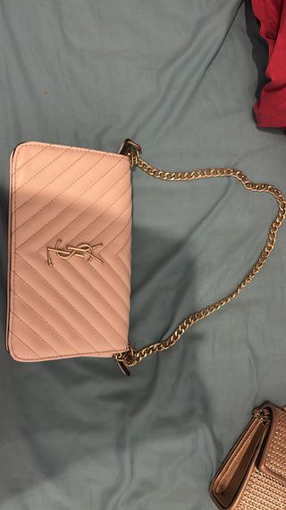 Bolso YSL blanco acolchado con cadena