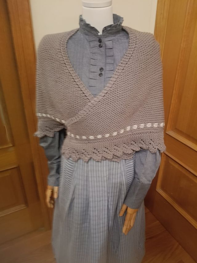 Eskuz egindako tokilla/ Toquilla hecha a mano